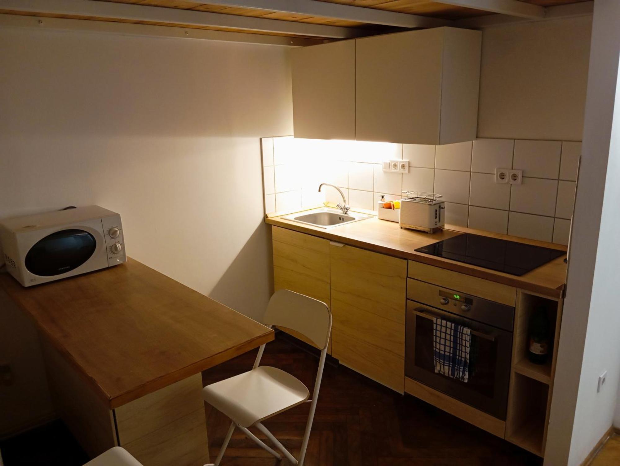 Cozy Studio In Central Budapest Near Ruined Bars מראה חיצוני תמונה